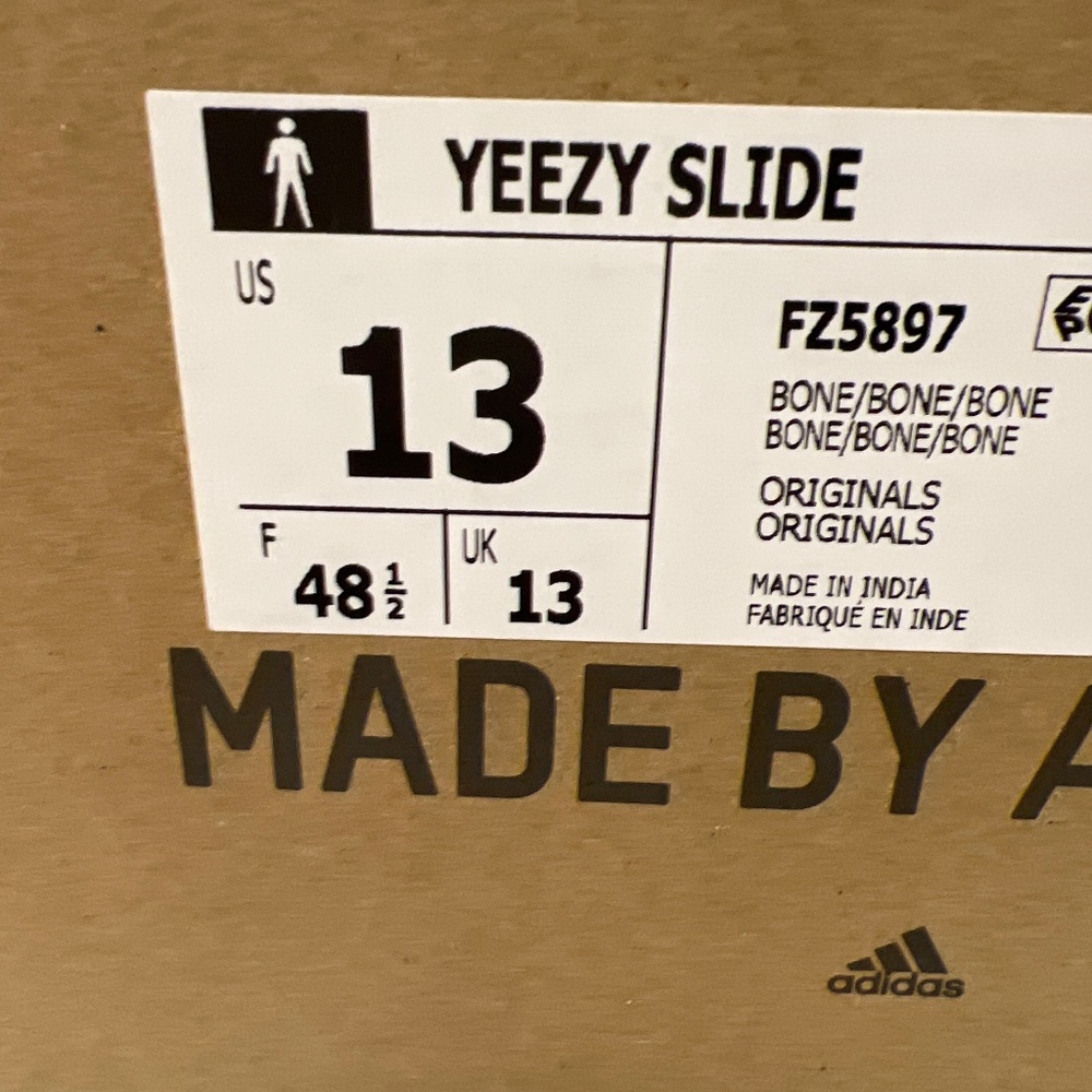 Addidas Yeezy Bone Slides